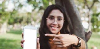 What is glance.intuit.com glance.intuit.com