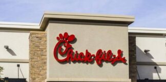 How much does chick fil a pay? How much does chick fil a pay