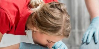 When should rescuers switch positions during CPR When should rescuers switch positions during CPR?